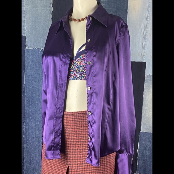 Silky Button Down Blouse Sz M - Picture 2 of 10